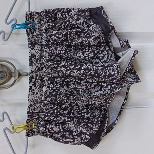 LULULEMON Spotted Lined Athletic Shorts Sz 6